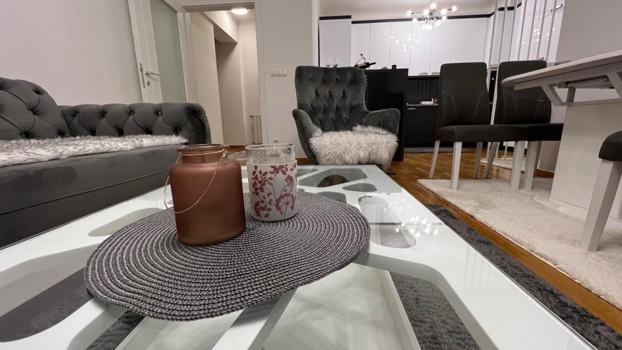 Apartman Nejra Tuzla Exterior foto
